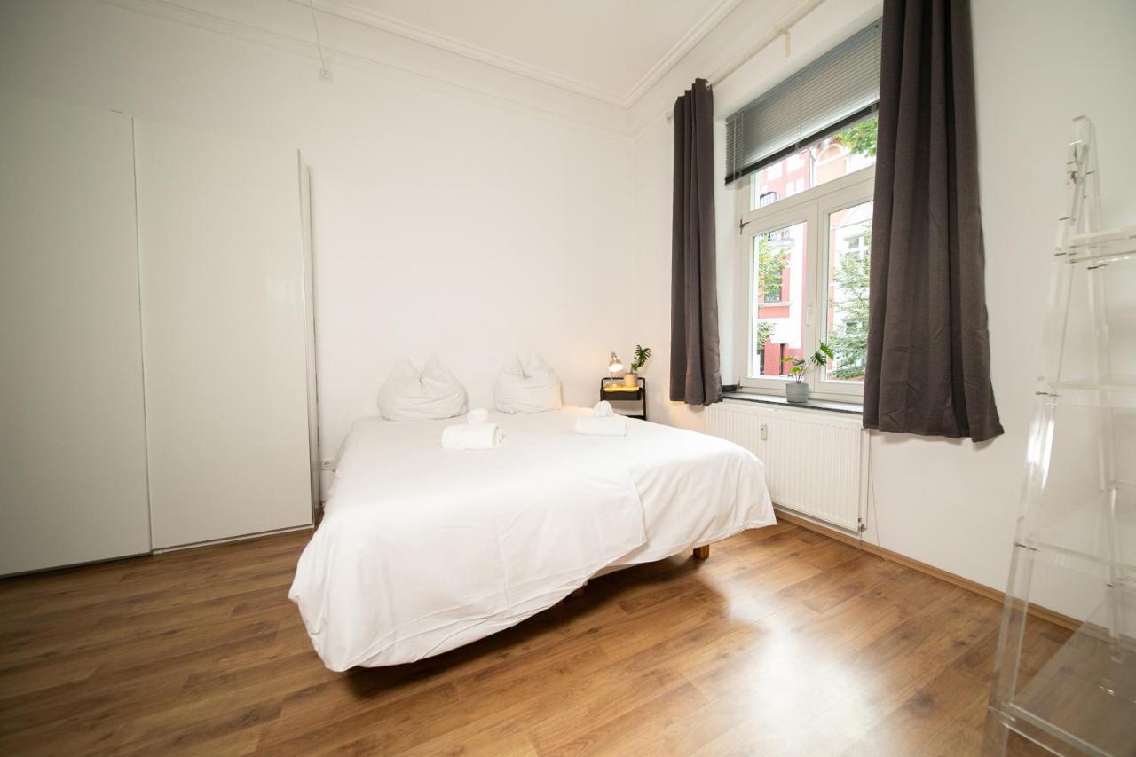 White 60 Qm Apartment - Zentral - Balkon - Messe Düsseldorf Eksteriør bilde