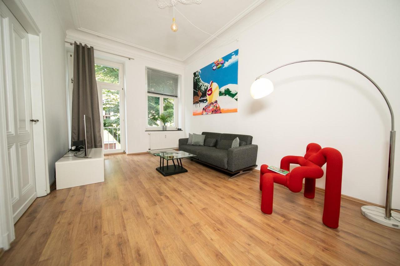 White 60 Qm Apartment - Zentral - Balkon - Messe Düsseldorf Eksteriør bilde