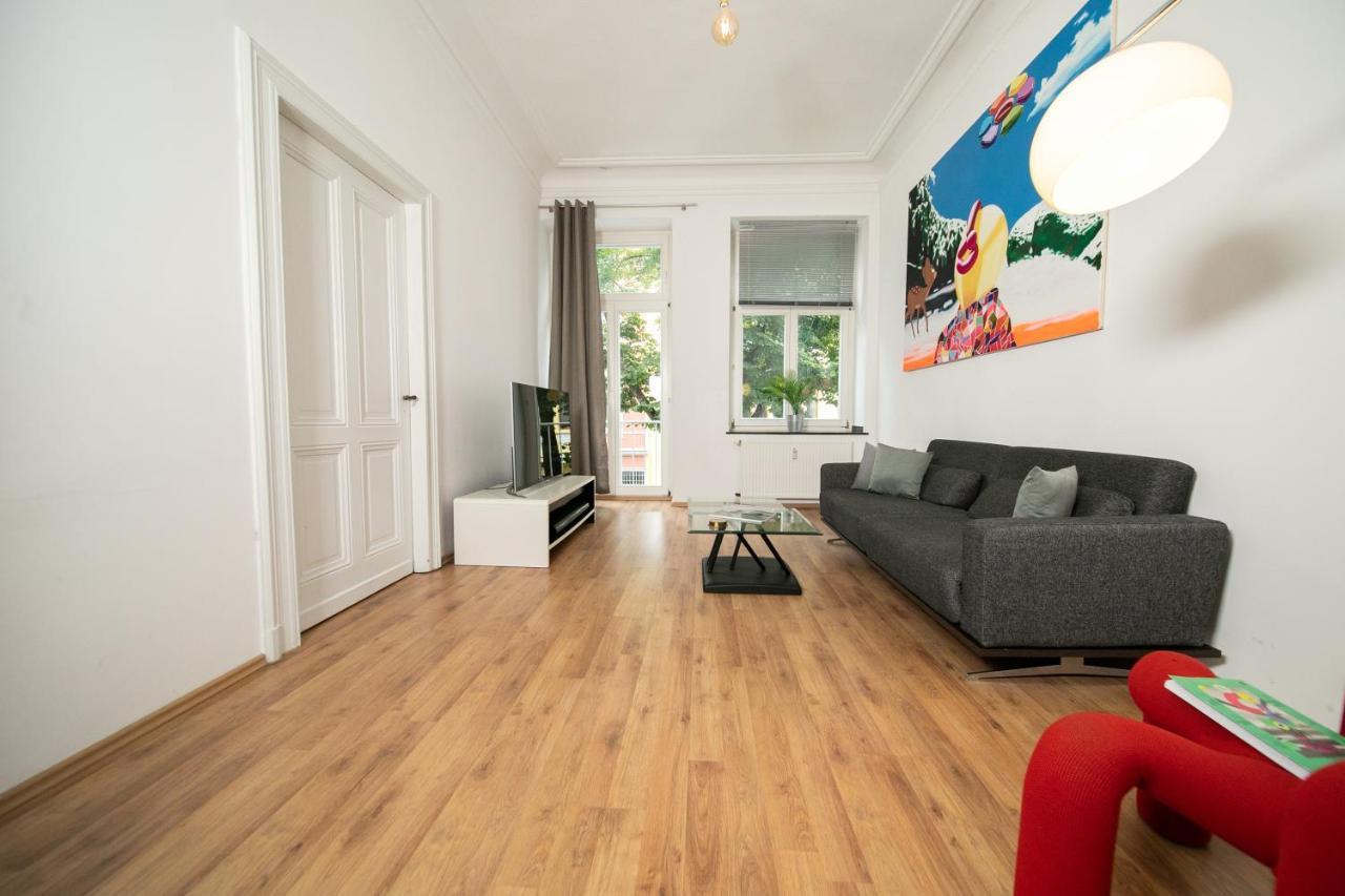 White 60 Qm Apartment - Zentral - Balkon - Messe Düsseldorf Eksteriør bilde