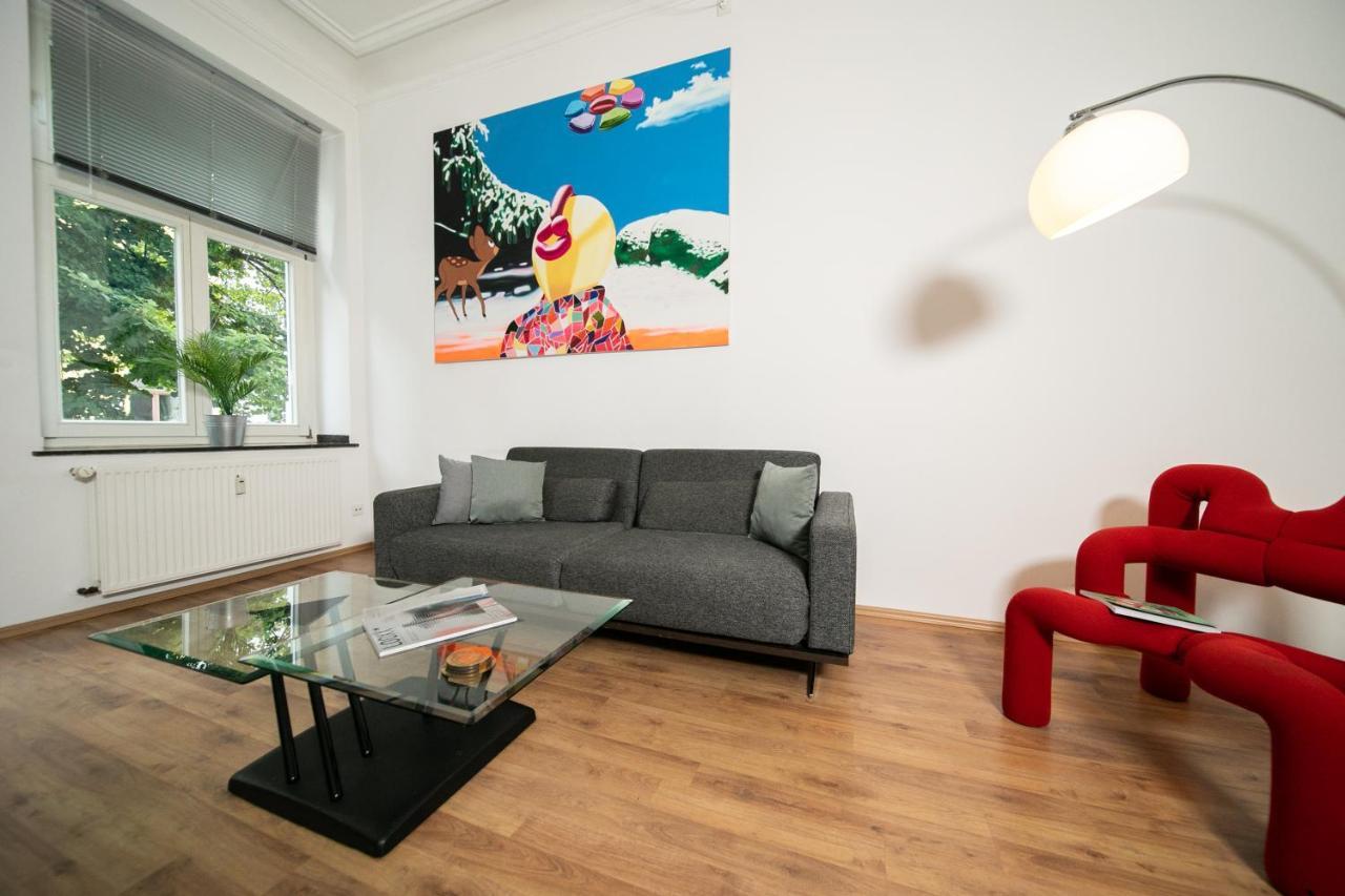 White 60 Qm Apartment - Zentral - Balkon - Messe Düsseldorf Eksteriør bilde
